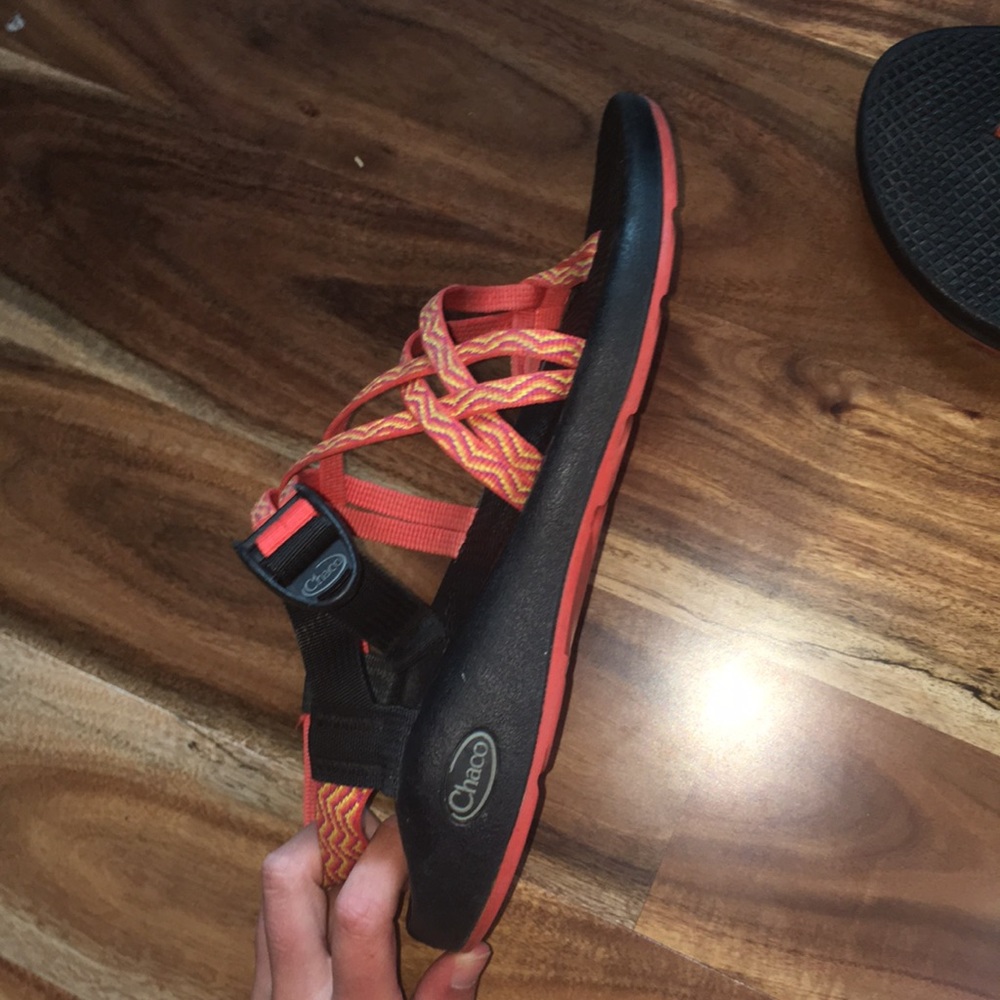 Chacos - Picture 3 of 4